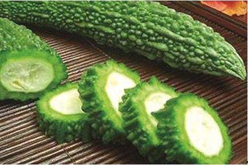 氛围帅哥杰西卡吃瓜,氛围感十足！